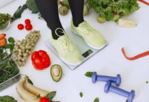 Contar calorías y ayunar: las señales de alerta que podrían anticipar un trastorno alimentario